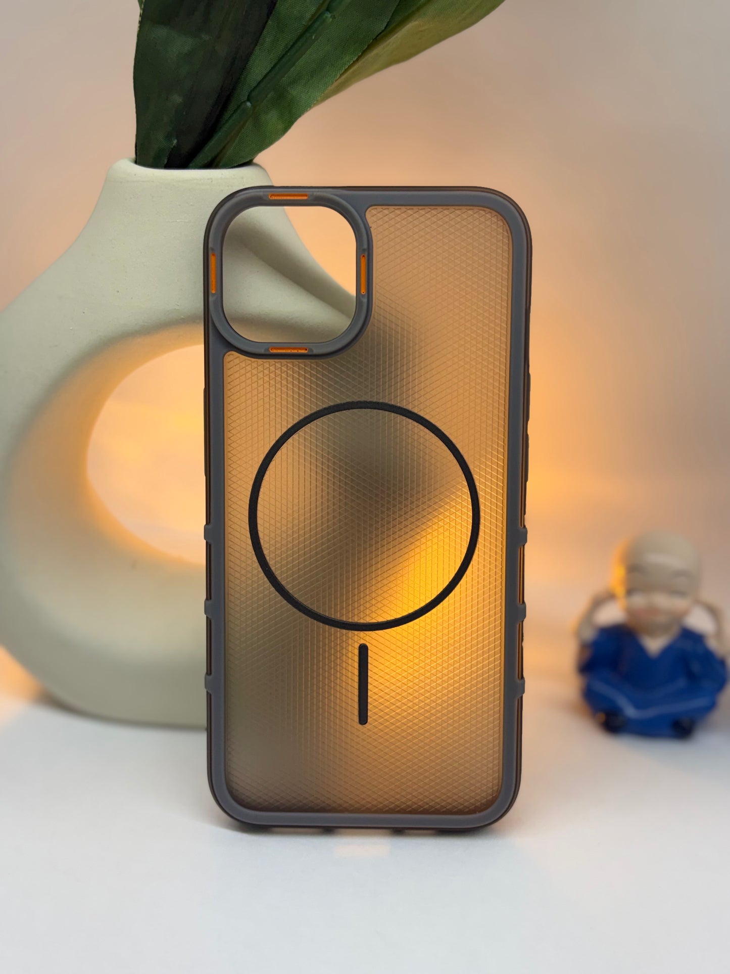 FrostAura MagSafe Case